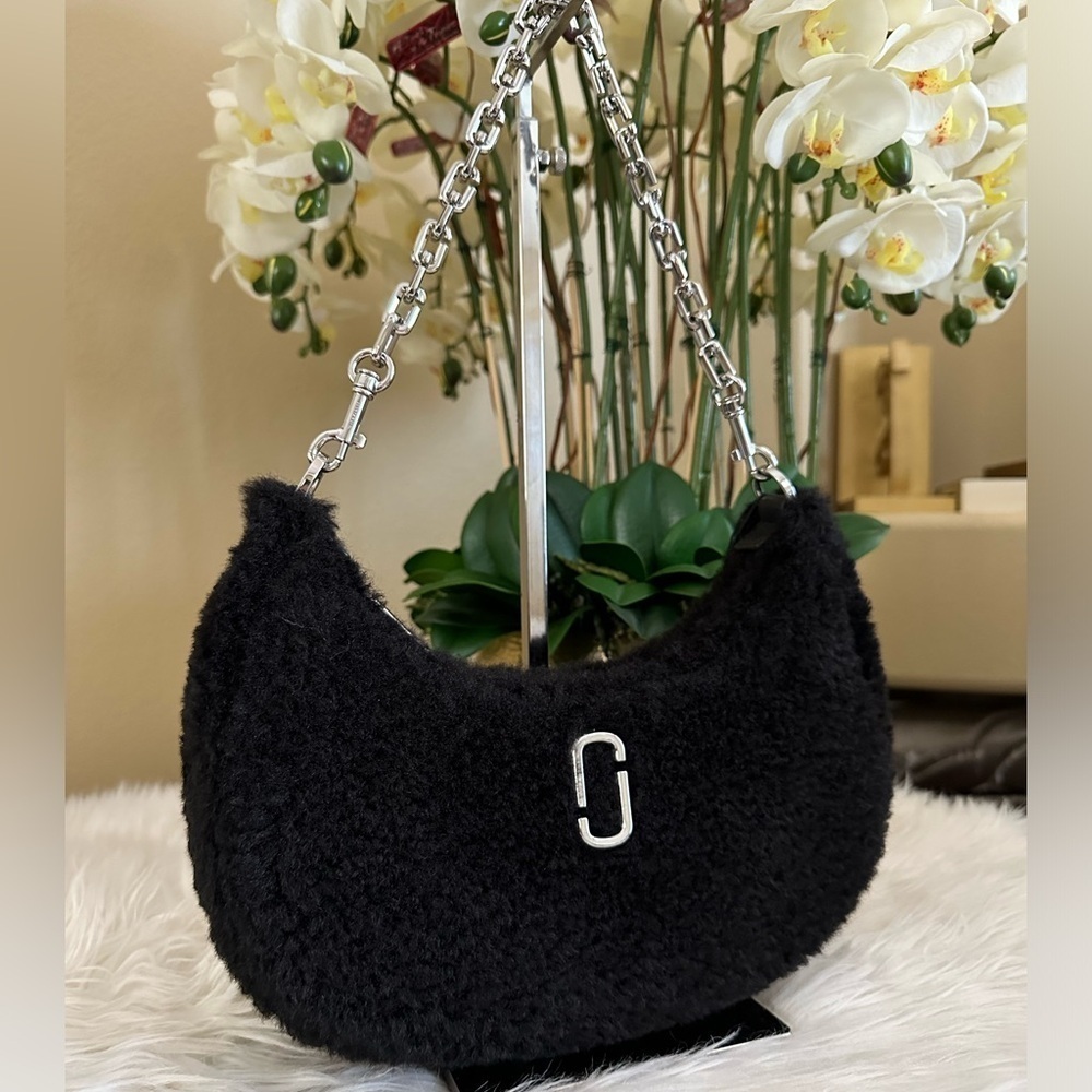 New Marc Jacobs THE TEDDY CURVE BAG - Picture 10 of 14